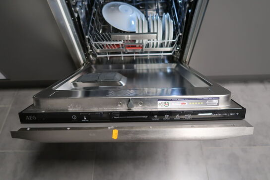 Integreret opvaskemaskine AEG FSK93848P (brugt)