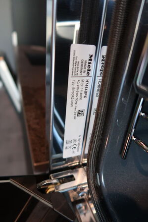 Ovn MIELE H 7464 BPX
