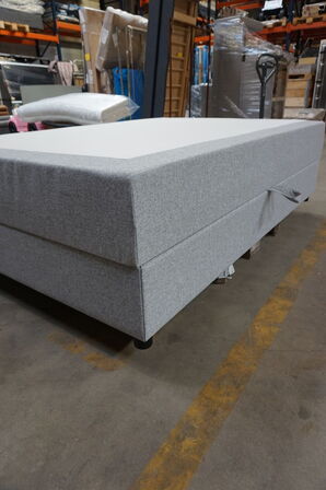 Nordisk Fjer B110 seng med opbevaring 140x200 cm  