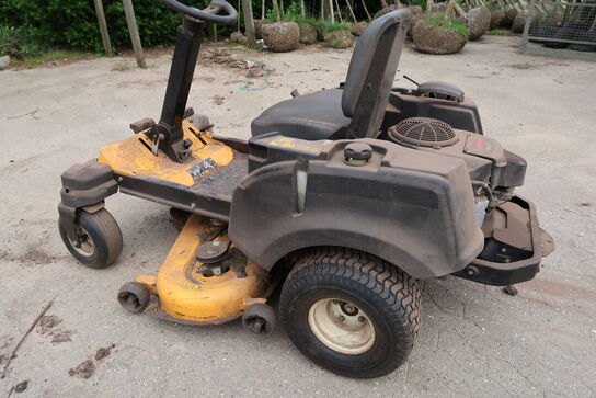 Havetraktor CUB CADET XZ2 Enduro Series
