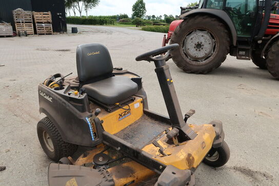 Havetraktor CUB CADET XZ2 Enduro Series