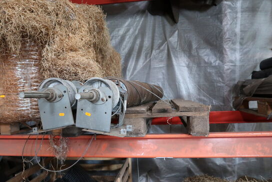 2 stk. motorer med wire