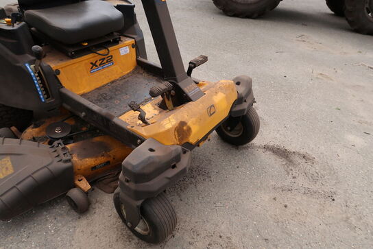Havetraktor CUB CADET XZ2 Enduro Series