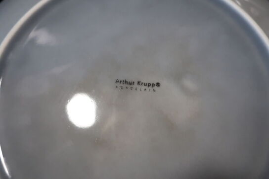 12 stk. tallerkner ARTHUR KRUPP 