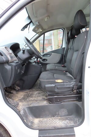 Varebil RENAULT Trafic 1.6 DCI 120