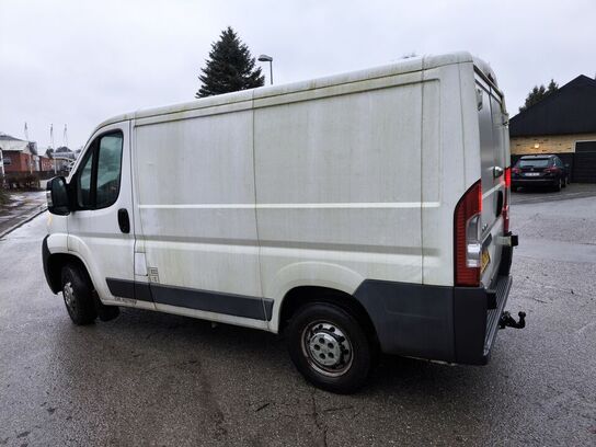 Varebil PEUGEOT Boxer 2,2 HDi L1H1