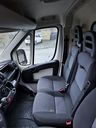 Varebil PEUGEOT Boxer 2,2 HDi L1H1