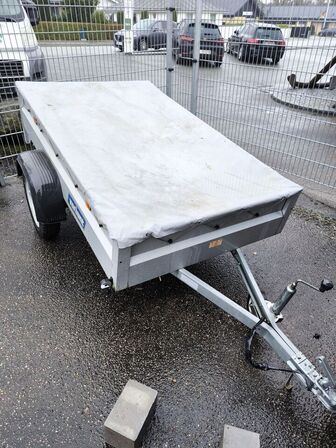 Trailer VARIANT 0205S1 500 kg