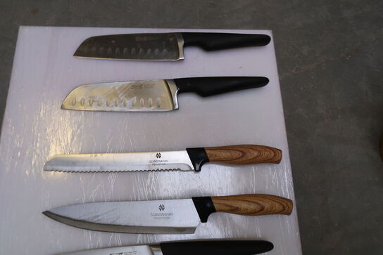 Skærebræt & knivholder med knive 