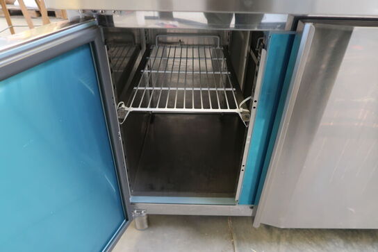 Tefcold CK7310 Kølebord med Tefcold VK33-180 koldjomfru