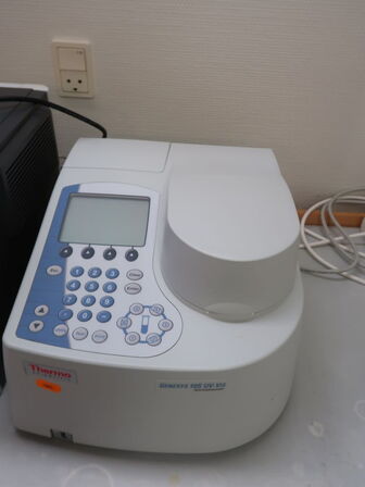 Thermo Fisher Scientific 10S UV spectrophotometer