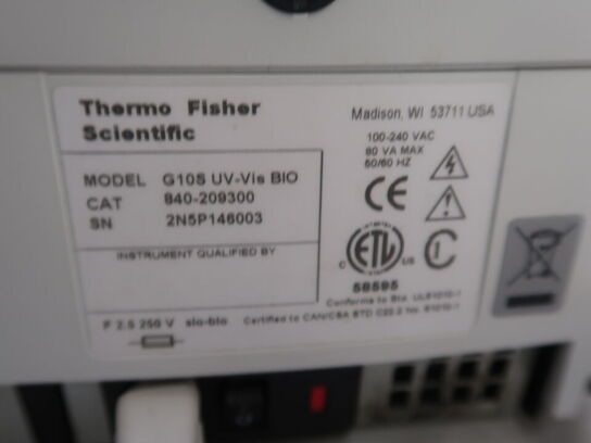 Thermo Fisher Scientific 10S UV spectrophotometer