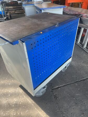 Værktøjsbord BLIKA