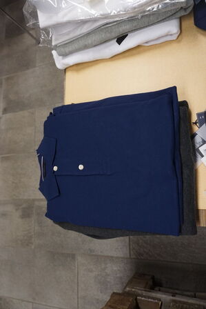 4 stk. Polo & 1 stk. Sweatshirts BERKELEY