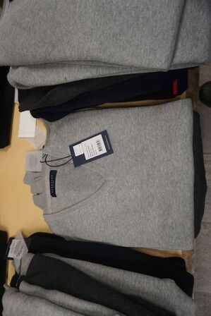 5 stk. Sweatshirts & 2 stk. t-shirts BERkELEY
