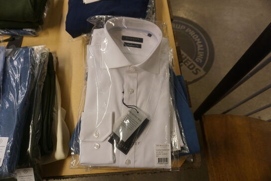 2 stk. Skjorter & 2 par shorts BERKELEY