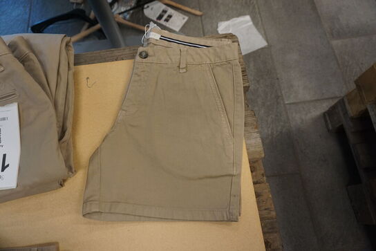 4 par bukser & 1 par shorts BERKELEY