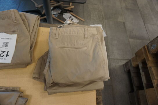 4 par bukser & 1 par shorts BERKELEY