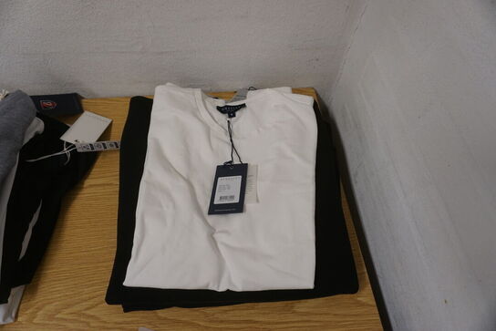 2 stk. Sweatshirts & 1 stk. t-shirt BERKELEY