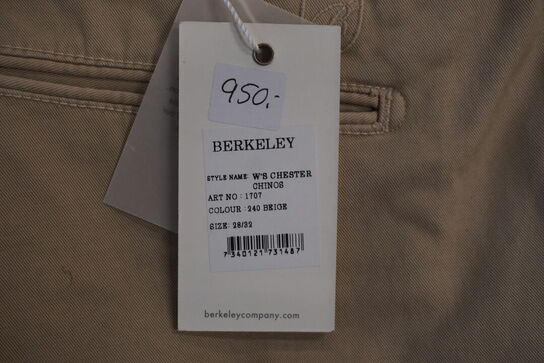 4 par bukser & 1 par shorts BERKELEY