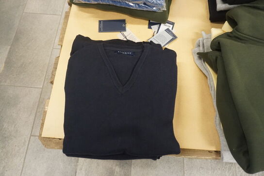 1 stk. Polo & 4 stk. Sweatshirts BERKELEY