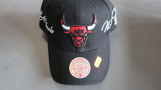 Kasket CHICAGO BULLS 6 championships cap