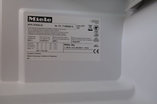 Miele KFN 37432 iD integrerbart køle-fryseskab