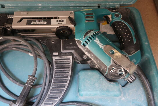 Makita 6843 gipsskruemaskine 