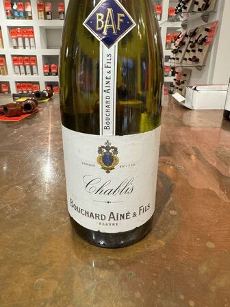 1 fl. Bouchard Aine & Fils Chablis 2017 MOMSFRI