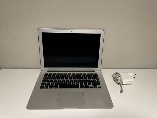 Apple MacBook Air I5-5250U 13" (Early 2015) MOMSFRI