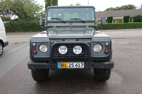 Varebil LAND ROVER Defender 90