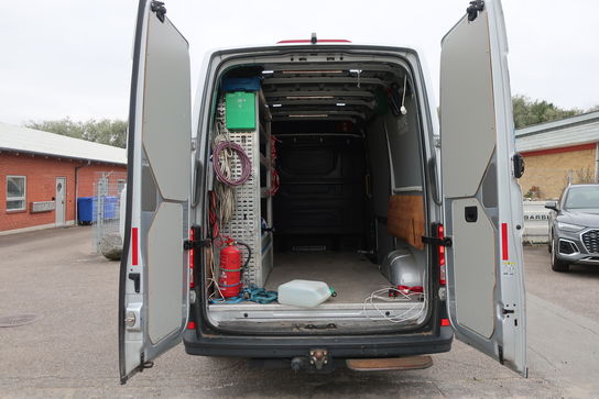 Varebil VOLKSWAGEN Crafter 2.0 Tdi Scr 177 Kassevogn