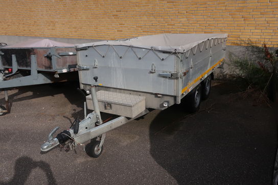 Trailer EDUARD 3116-2000