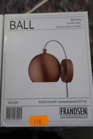 Væglampe FRANDSEN Ball