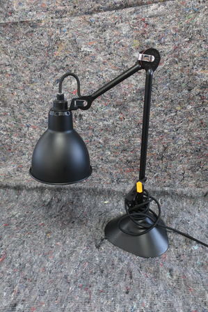 Bordlampe DCW EDITIONS N 205