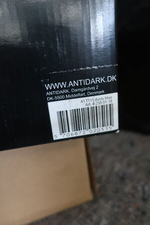 Lampe ANTIDARK A1 (2 farver) 