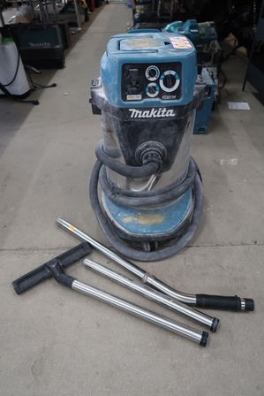 Støvsuger MAKITA VC3211H