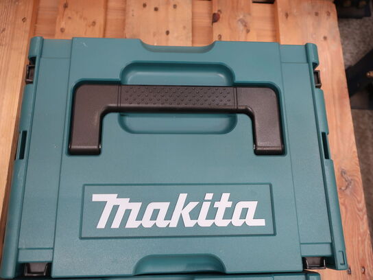 MAKITA Dobbeltlader 18V/u EMB I MAKPAC !