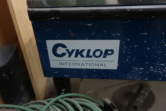 Omsnøringsmaskine CYKLOP M-PAC2