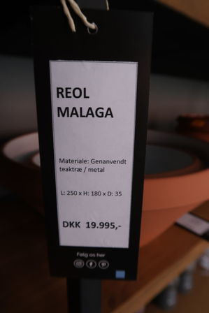 Reol MALAGA (uden indhold)