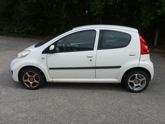 Personbil PEUGEOT 107 1,0i 5d (momsfri)