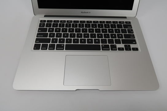 Macbook Air 2015 13.3" i5 5250U 1,6 Ghz (Early 2015)