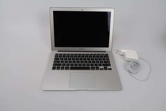 Macbook Air 2015 13.3" i5 5250U 1,6 Ghz (Early 2015)