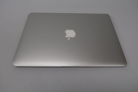 Macbook Air 2015 13.3" i5 5250U 1,6 Ghz (Early 2015)