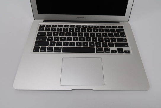 Macbook Air 2015 13.3" i5 5250U 1,6 Ghz (Early 2015)