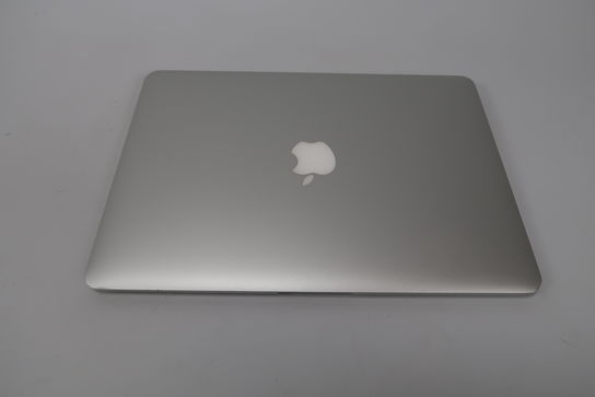 Macbook Air 2015 13.3" i5 5250U 1,6 Ghz (Early 2015)