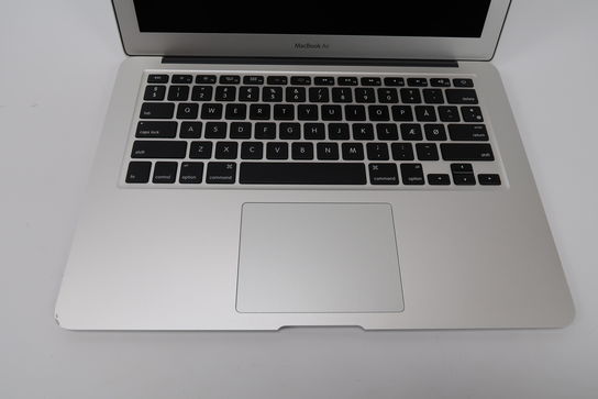 Macbook Air 2015 13.3" i5 5250U 1,6 Ghz (Early 2015)