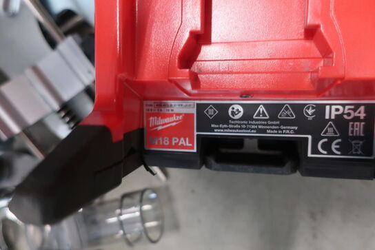 Akku arbejdslampe MILWAUKEE M18 PAL samt div. Udstyr