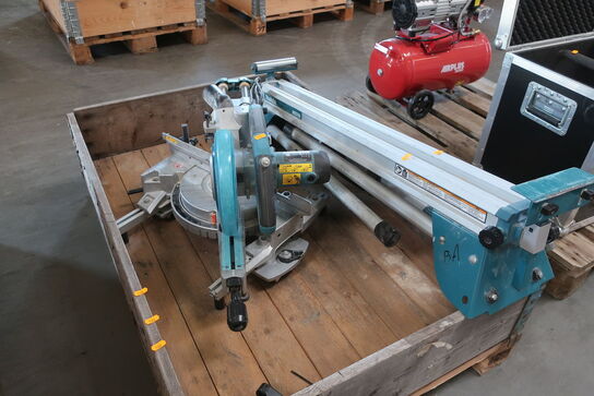 Kap-/geringssav MAKITA LS0815FL med bord