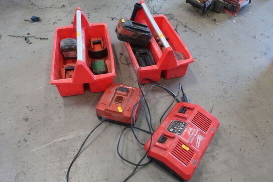 Lader MILWAUKEE, lader HILTI samt batterier HILTI